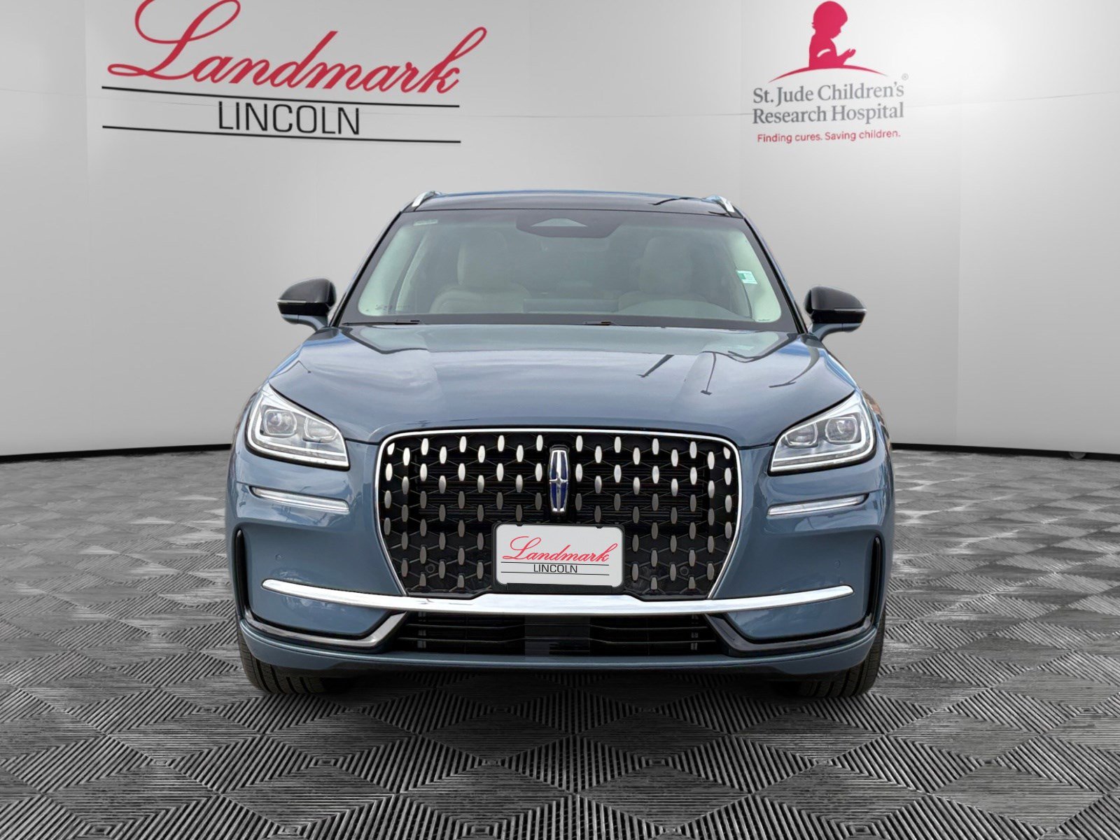 Certified 2024 Lincoln Corsair Grand Touring w/ Equipment Group 301A image 8