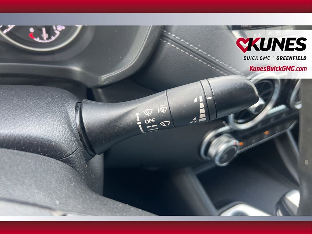 Used 2023 Nissan Sentra SV image 22