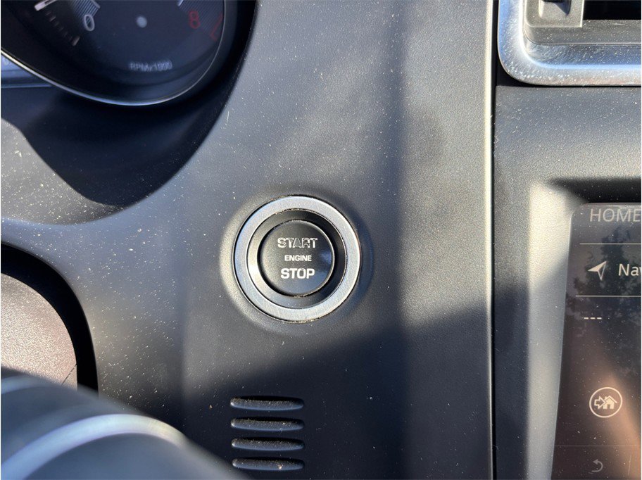 Used 2018 Jaguar E-PACE First Edition image 28