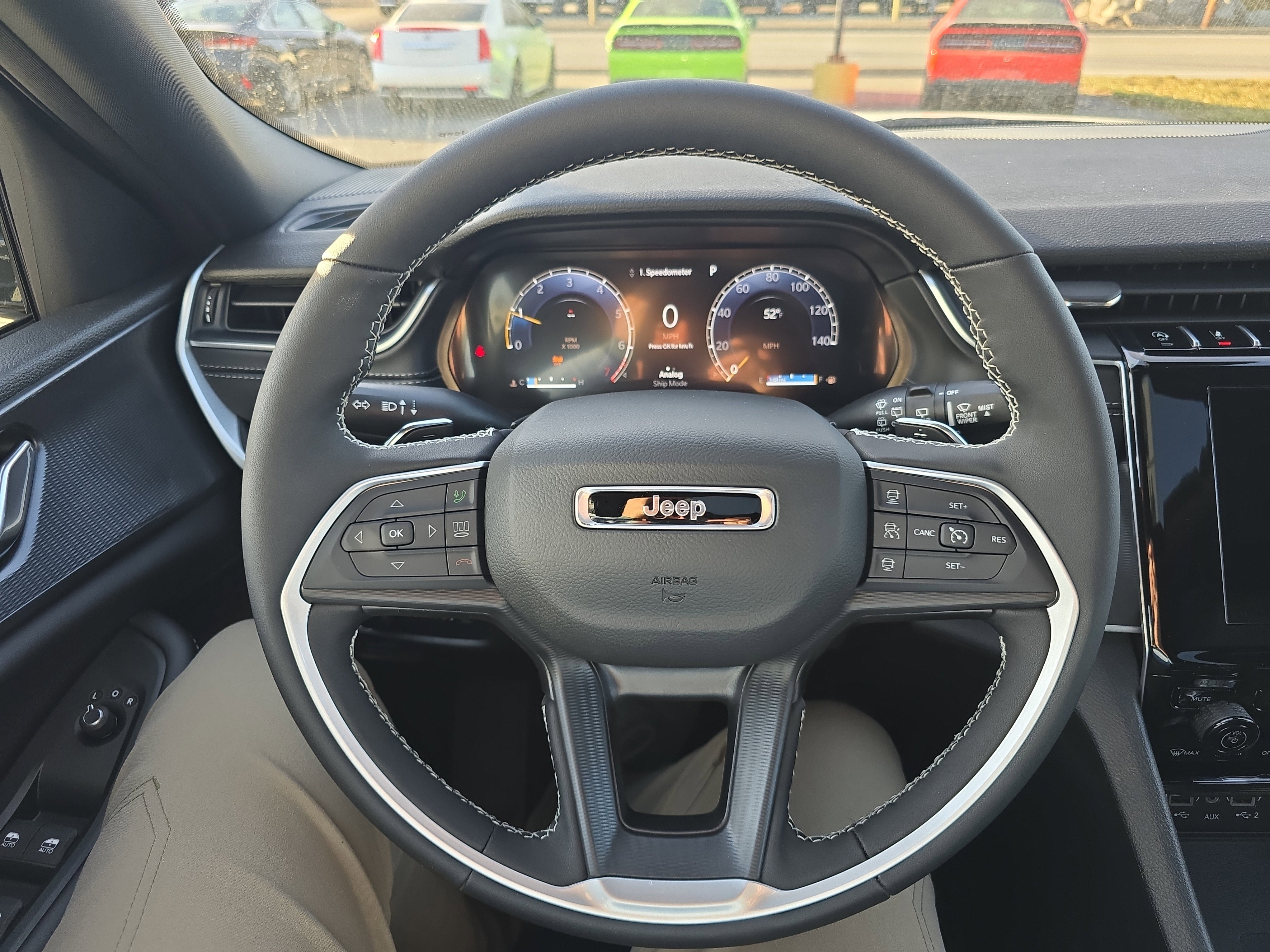 New 2025 Jeep Grand Cherokee Altitude image 21