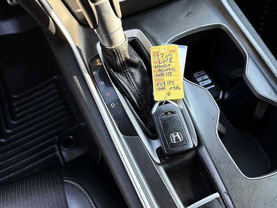 Used 2018 Honda Accord Sport image 14