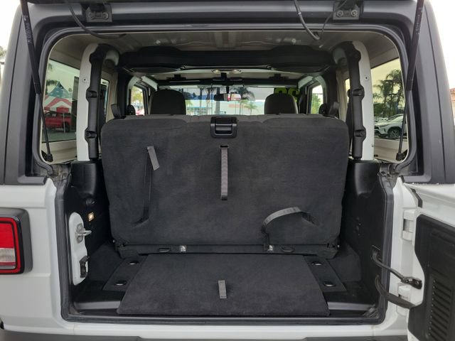 Used 2020 Jeep Wrangler Sport image 27