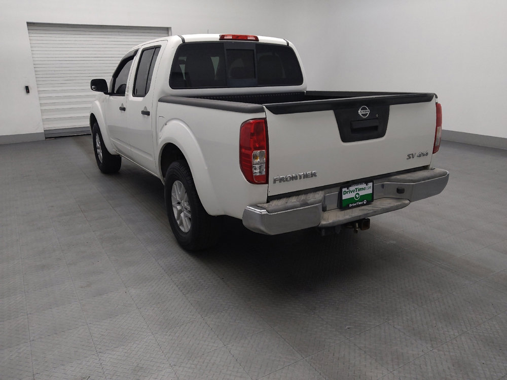 Used 2016 Nissan Frontier SV image 5