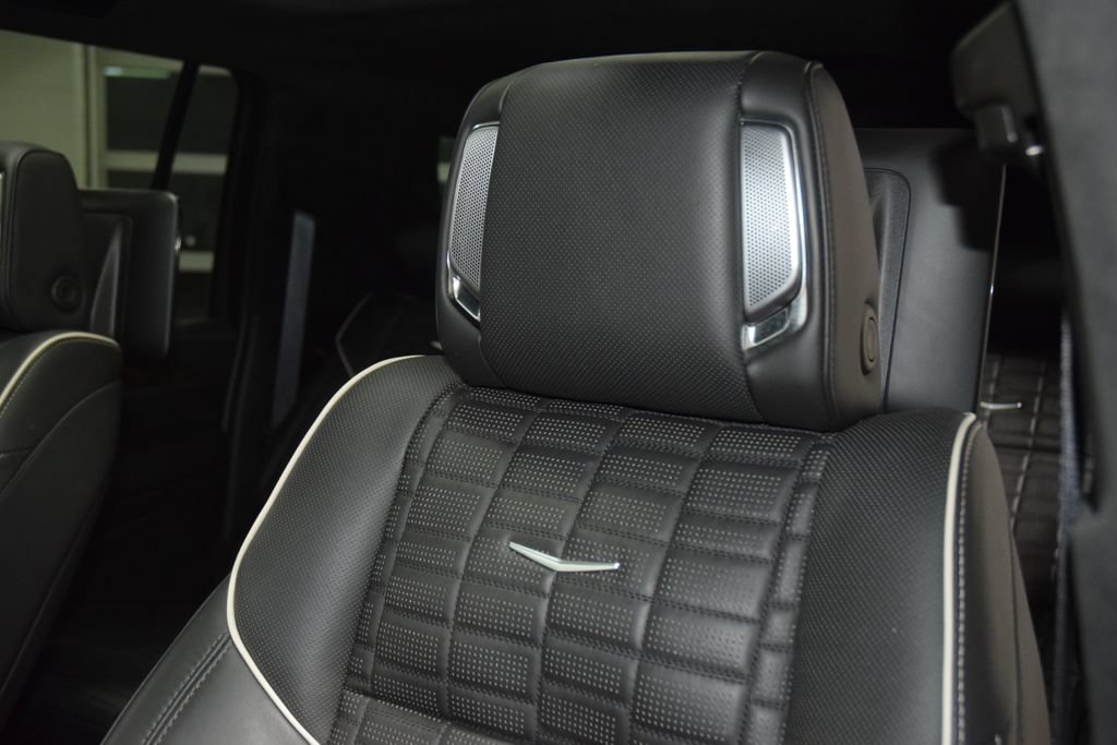Used 2024 Cadillac Escalade ESV Premium Luxury Platinum AWD/4WD image 46
