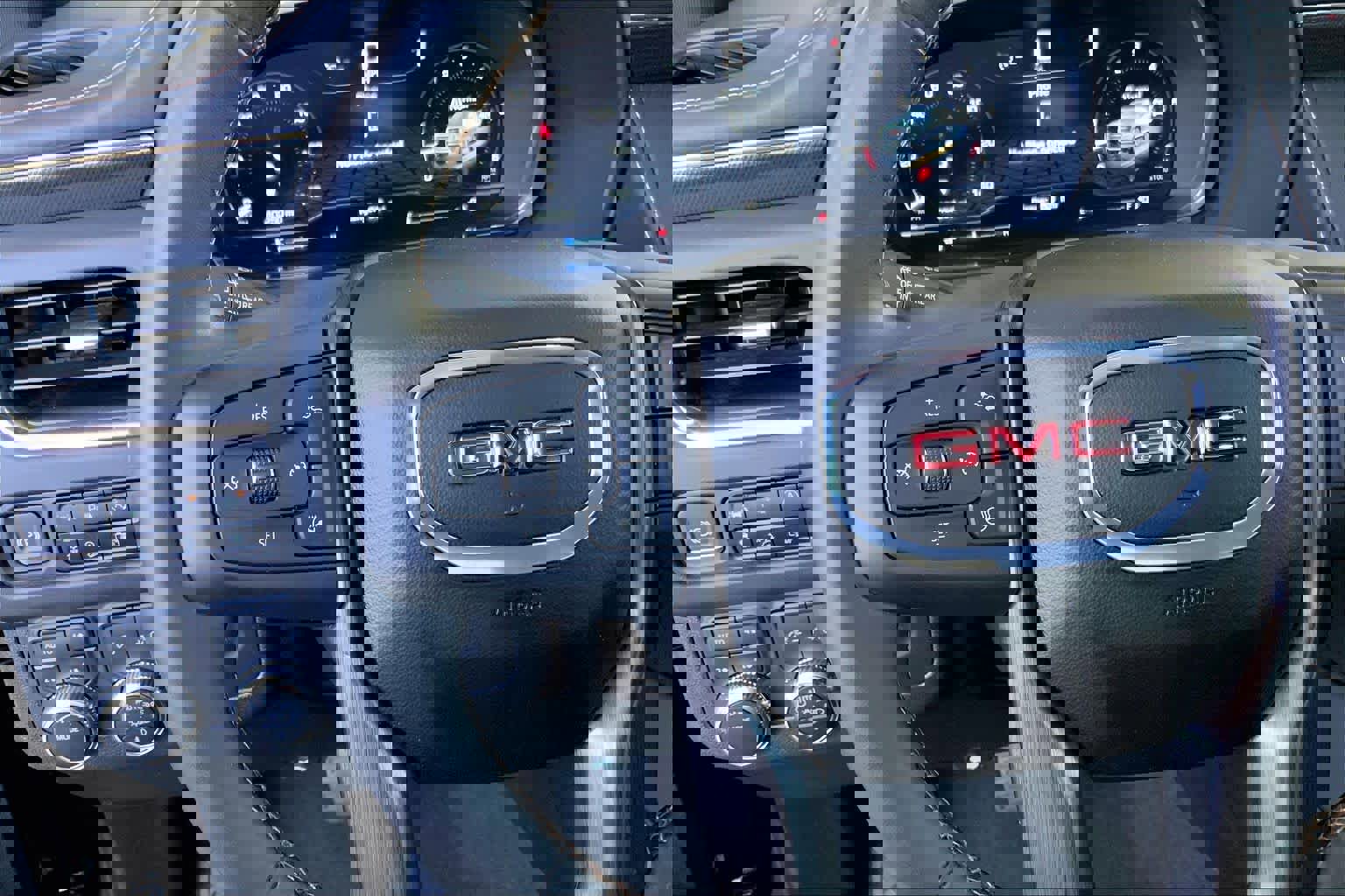 Used 2024 GMC Yukon AT4 w/ AT4 Premium Package image 24