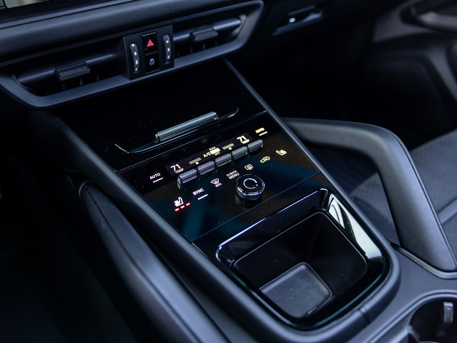 Certified 2025 Porsche Cayenne GTS image 32