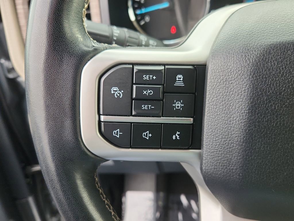 Used 2024 Ford Expedition Limited image 24