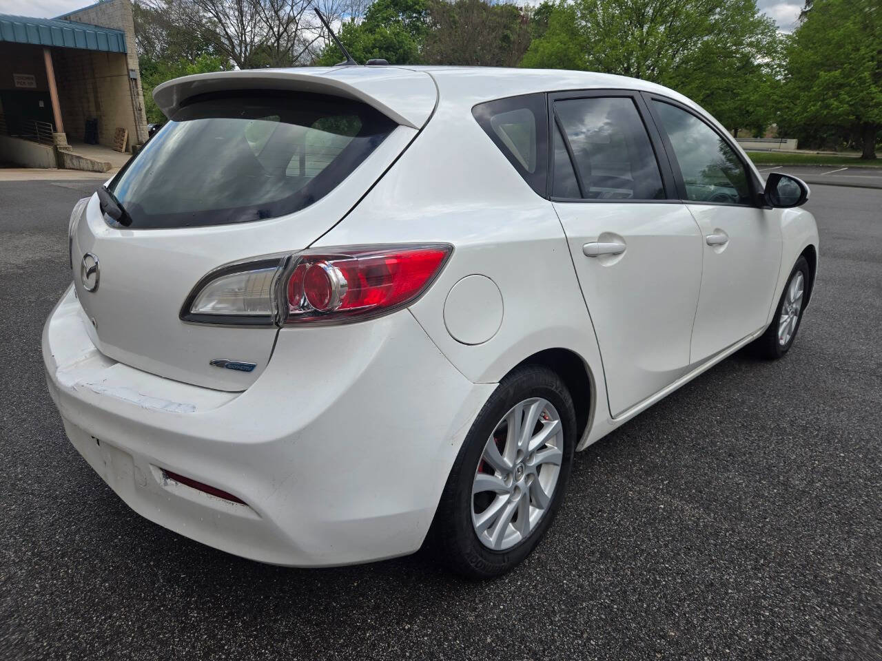 Used 2012 MAZDA MAZDA3 i Touring FWD image 9