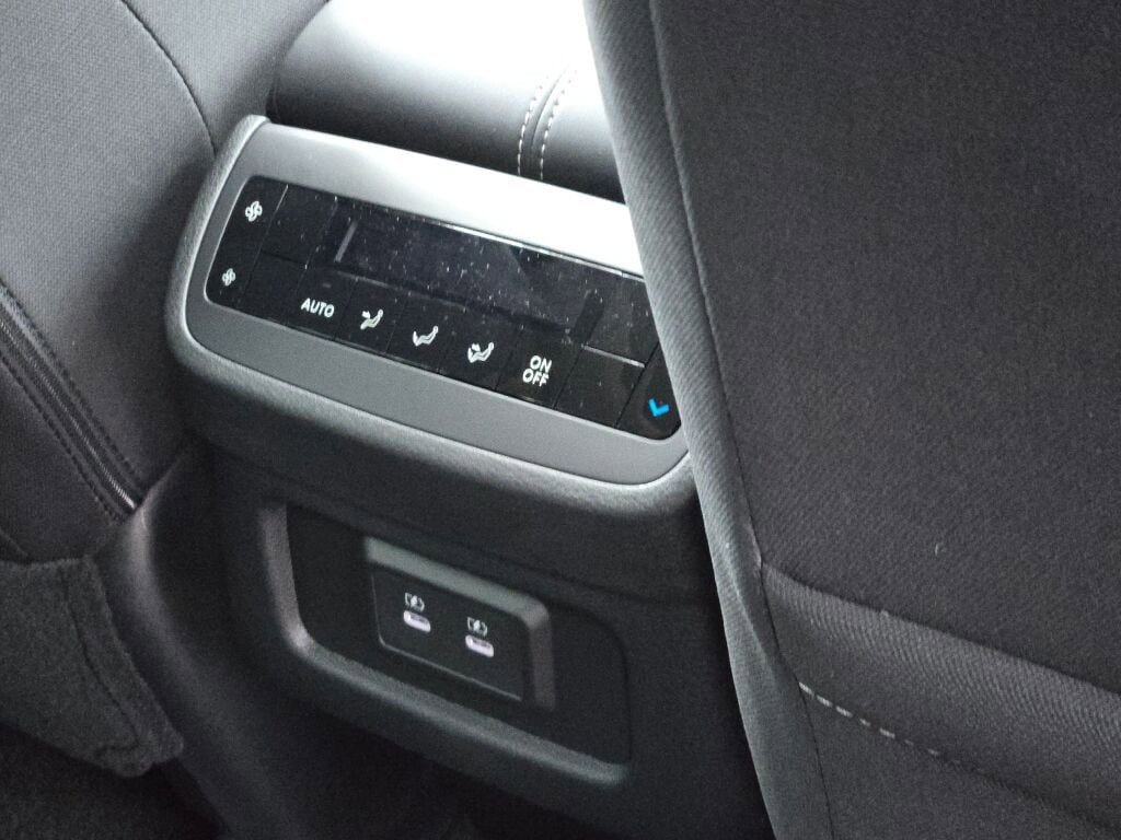 New 2026 Nissan Pathfinder SV w/ SV Premium Package image 10