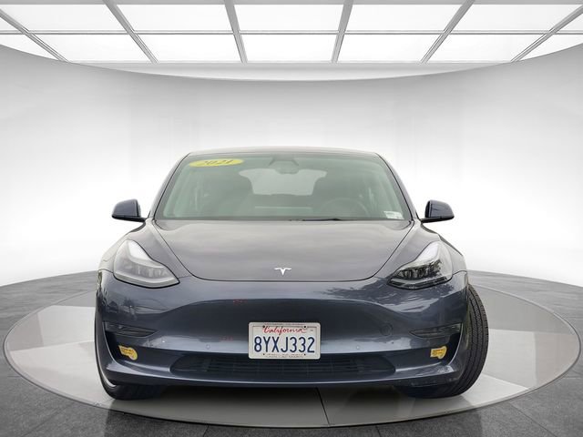 Used 2021 Tesla Model 3 Standard Range Plus image 2