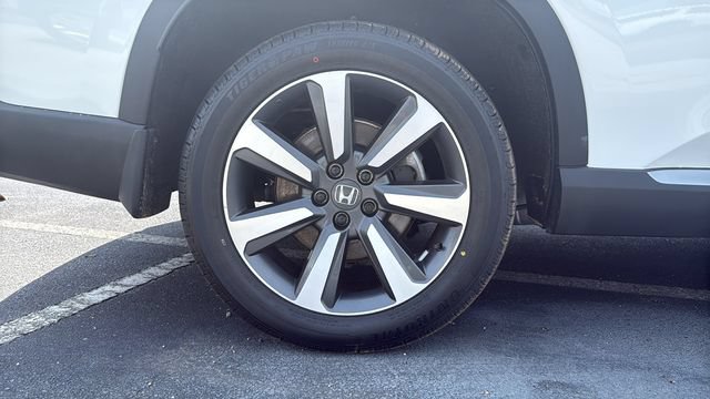 Used 2023 Honda Pilot Touring image 9