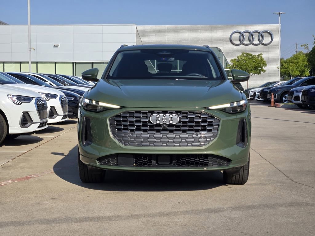Used 2025 Audi Q5 Premium Plus w/ Premium Plus image 3