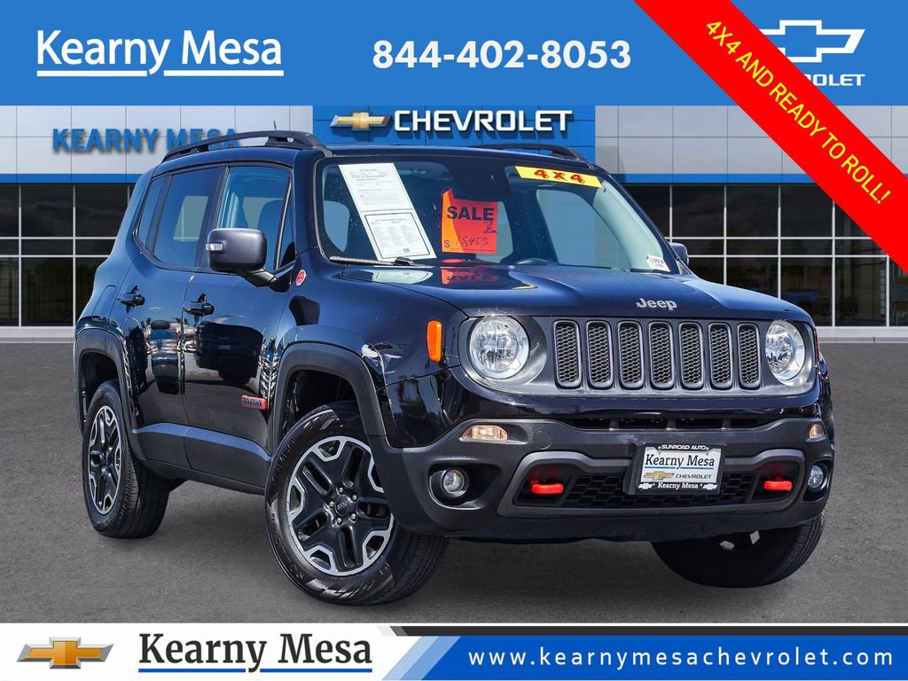 Used 2017 Jeep Renegade Trailhawk w/ Premium Trailhawk Package AWD/4WD image 1