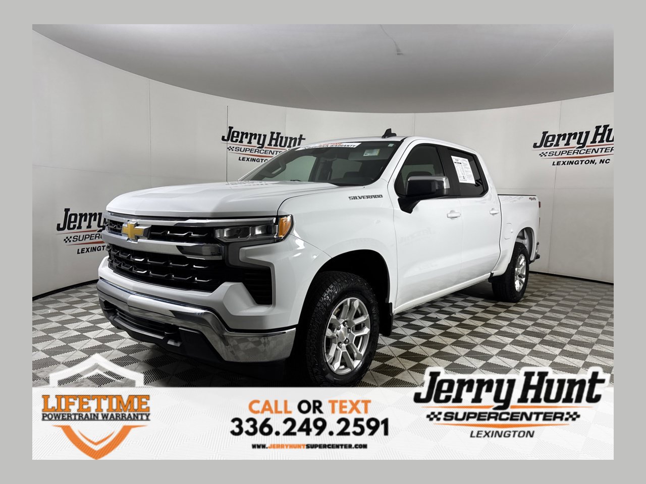 Used 2024 Chevrolet Silverado 1500 LT AWD/4WD image 1