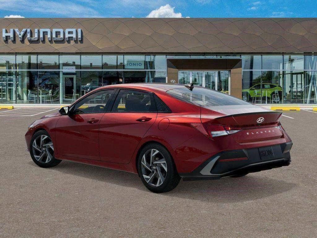 New 2026 Hyundai Elantra SEL Sport image 5