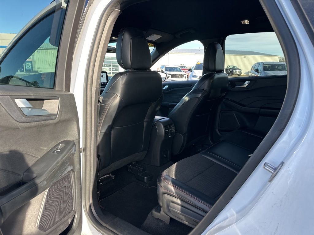 Used 2023 Ford Escape ST-Line image 21