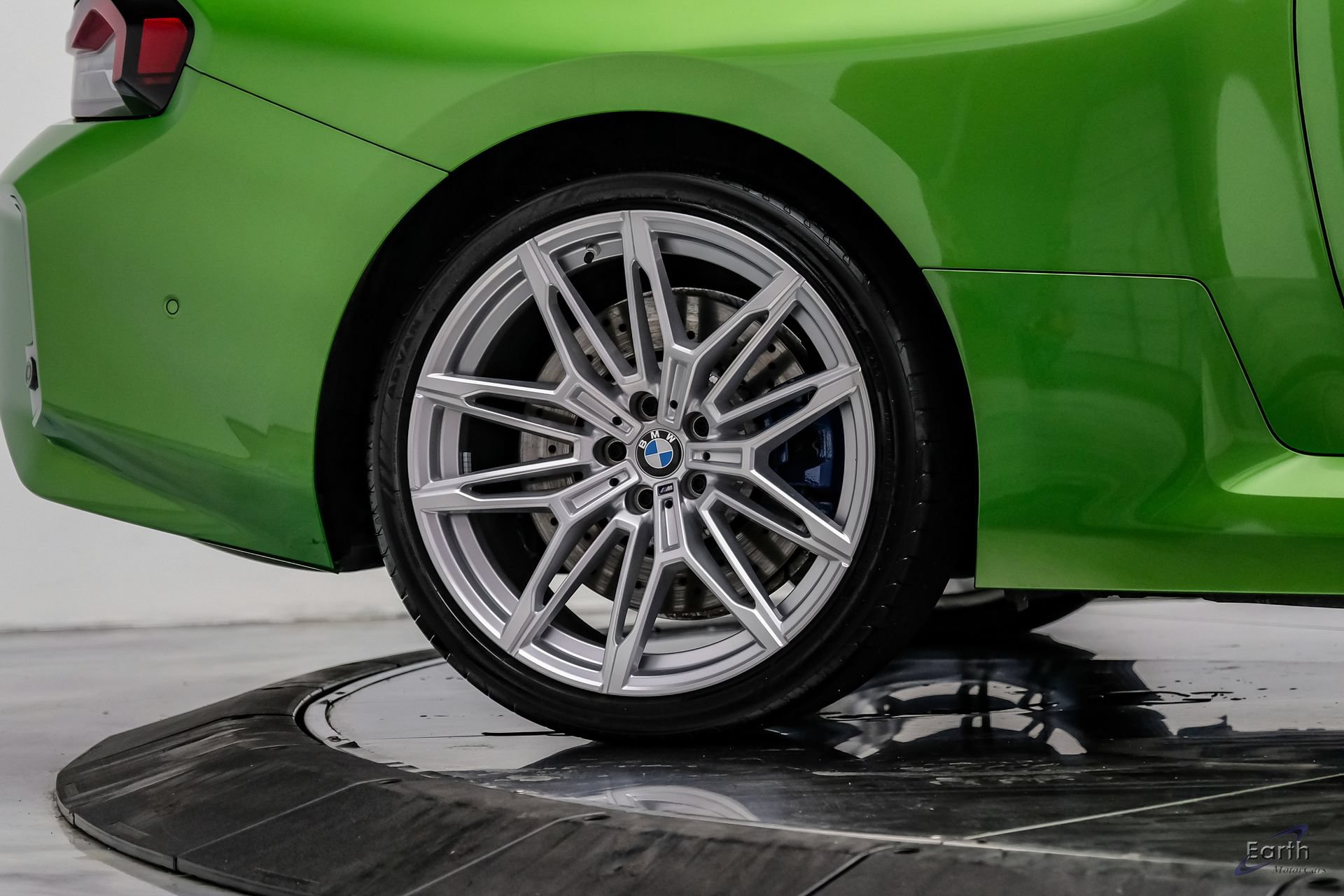 Used 2025 BMW M2 w/ Lighting Package RWD image 91