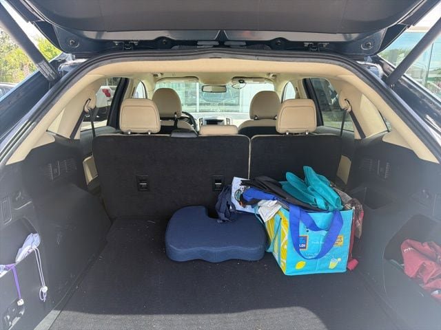 Used 2019 Ford Edge SEL w/ Equipment Group 201A FWD image 25