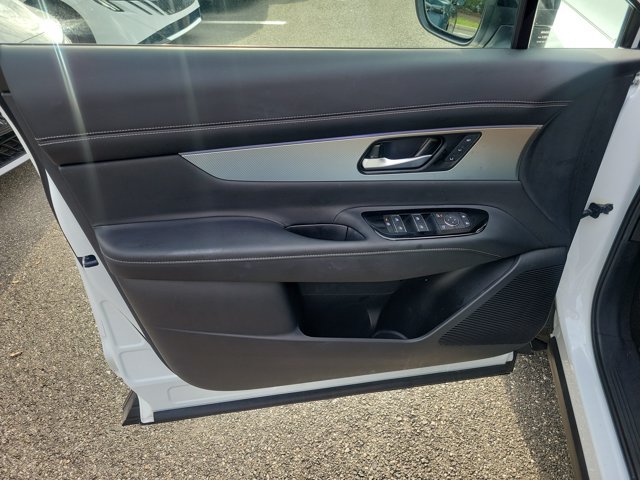 Used 2025 Nissan Murano SL AWD/4WD image 16