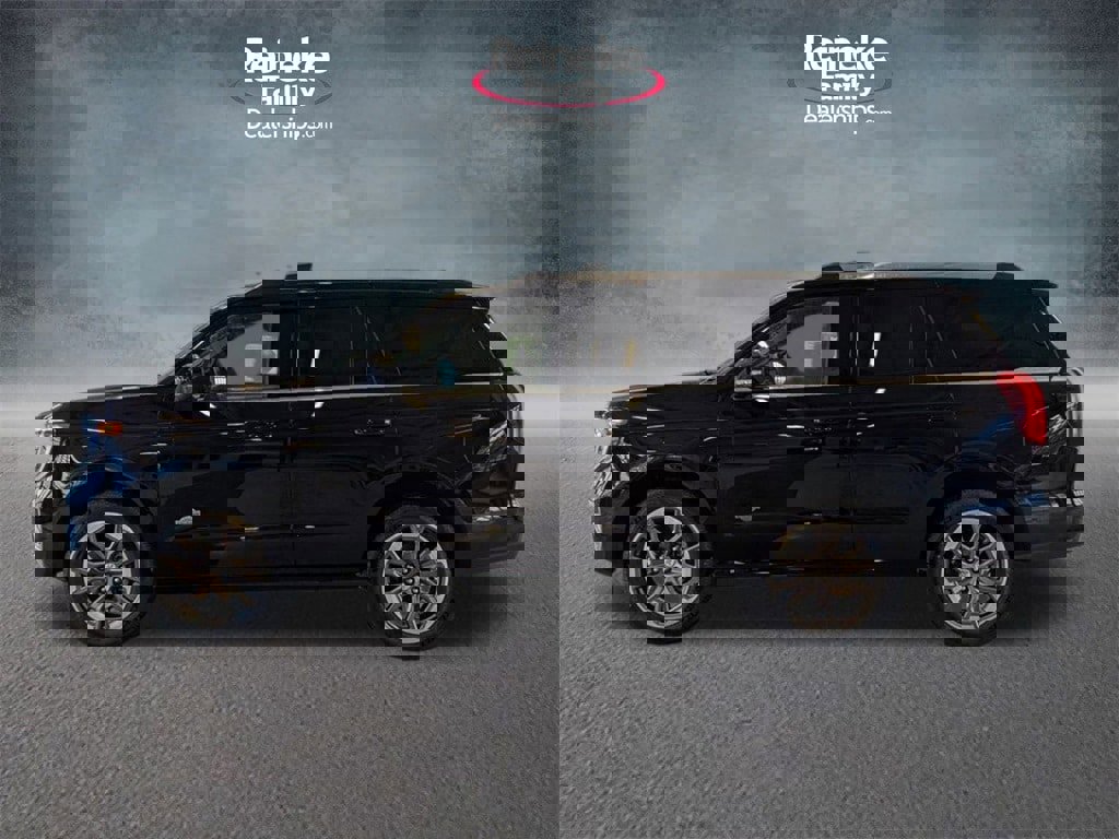 New 2025 Ford Expedition King Ranch image 9