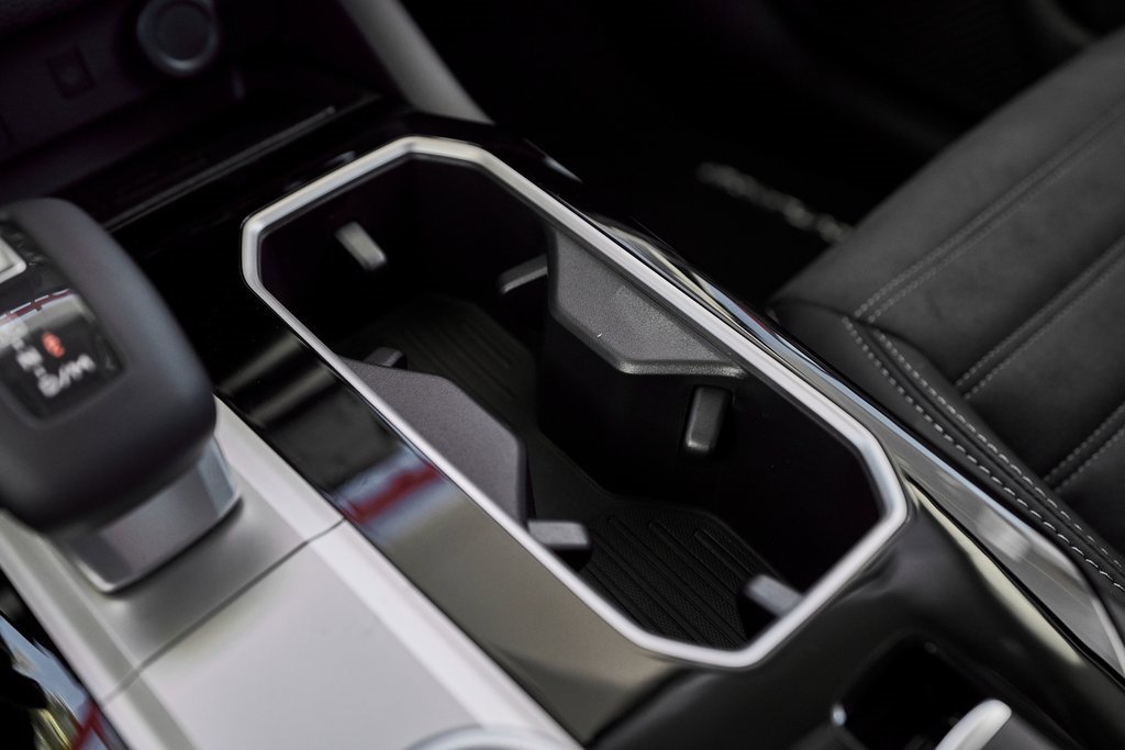 New 2025 Mitsubishi Outlander SE image 45