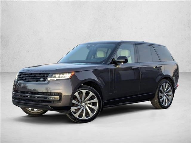 New 2025 Land Rover Range Rover SE