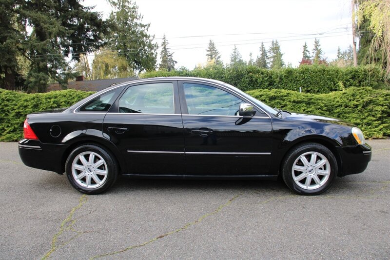 Used 2005 Ford Five Hundred Limited AWD/4WD image 12