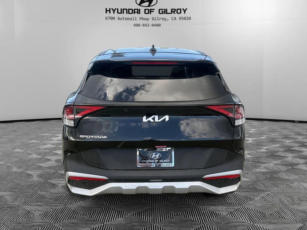 Used 2024 Kia Sportage EX image 4