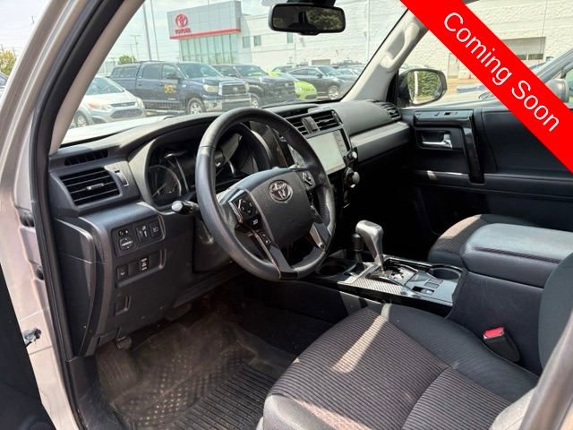 Used 2020 Toyota 4Runner TRD Off-Road AWD/4WD image 7