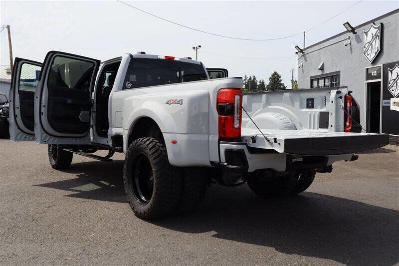 Used 2026 Ford F450 Platinum w/ Snow Plow Prep Package AWD/4WD image 37