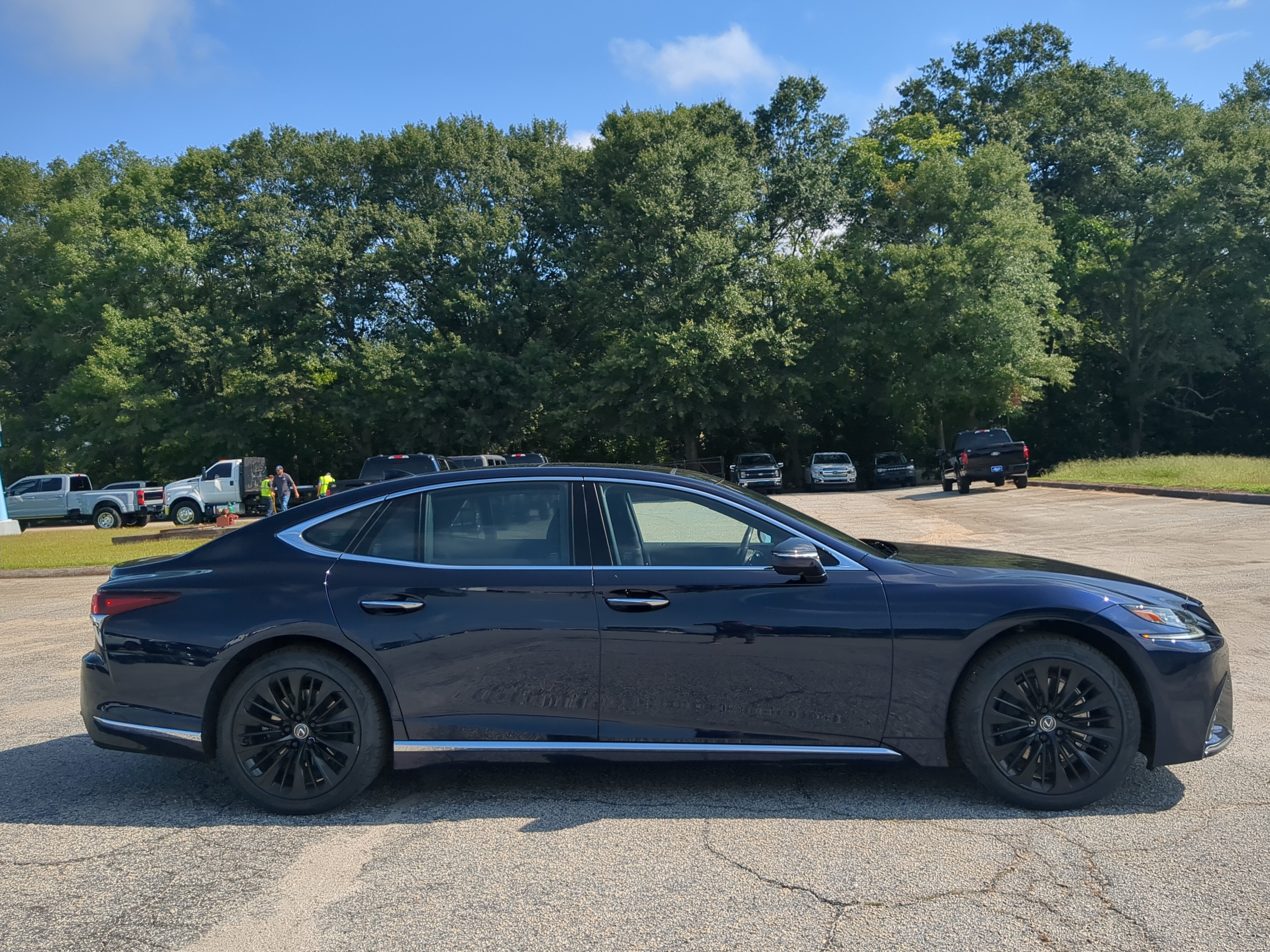 Used 2018 Lexus LS 500 AWD w/ Luxury Package video 2