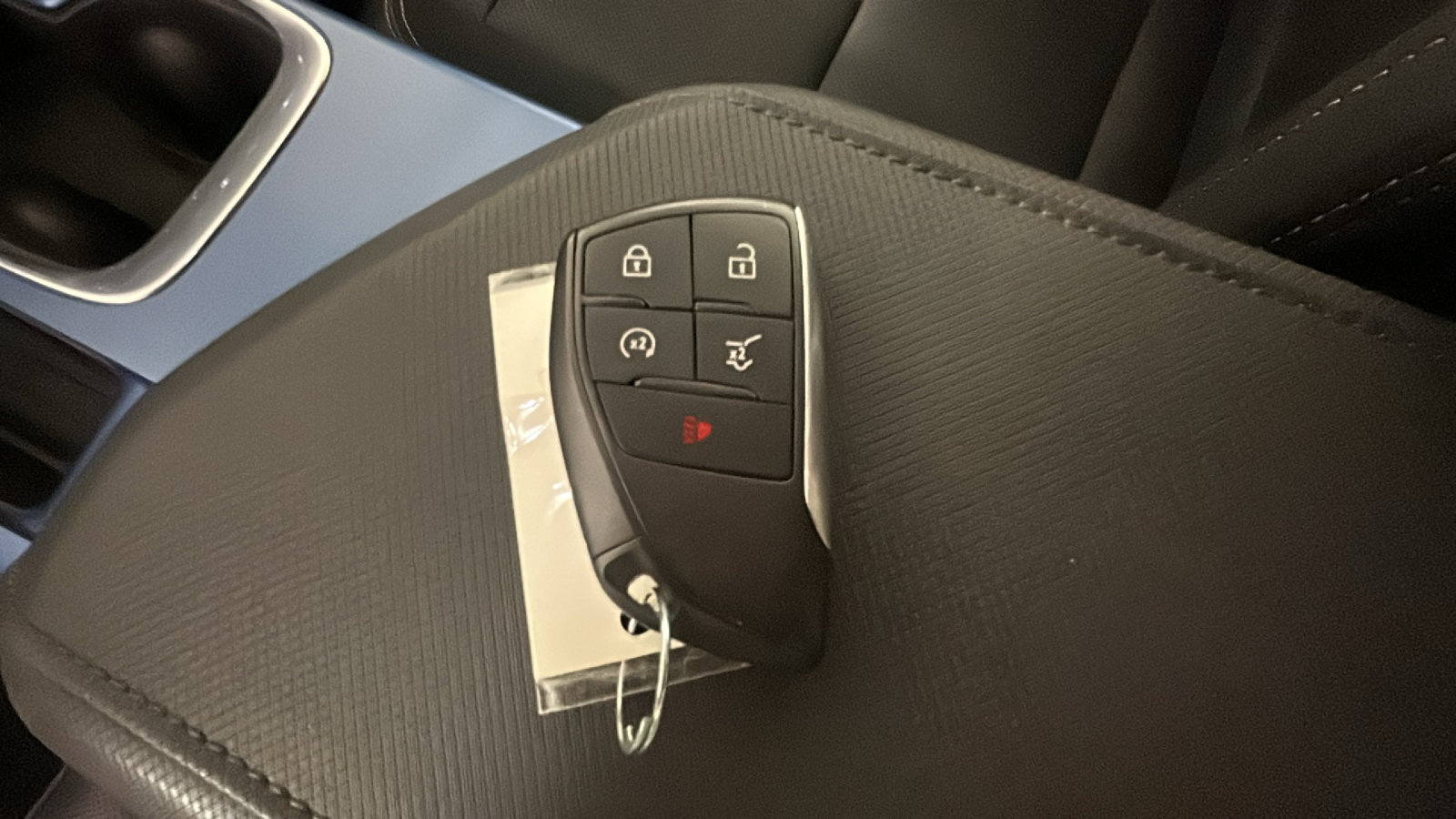 Used 2025 Chevrolet Equinox EV LT w/ Convenience Package AWD/4WD image 26