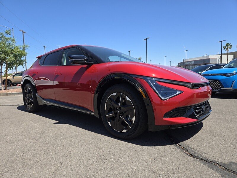 New 2025 Kia EV6 Wind AWD/4WD image 2