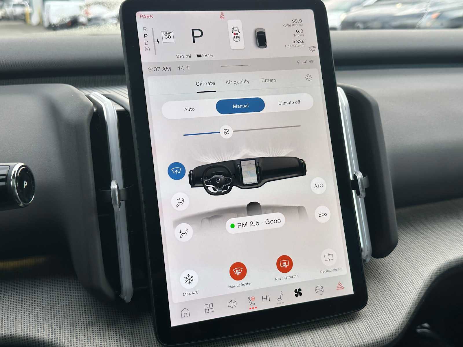 Used 2025 Volvo EX30 Ultra image 26