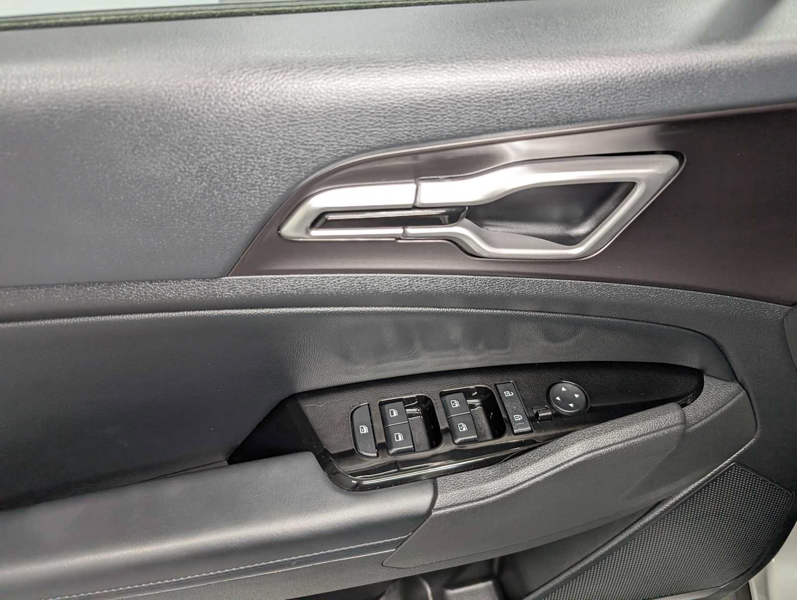 Used 2023 Kia Sportage EX AWD/4WD image 40