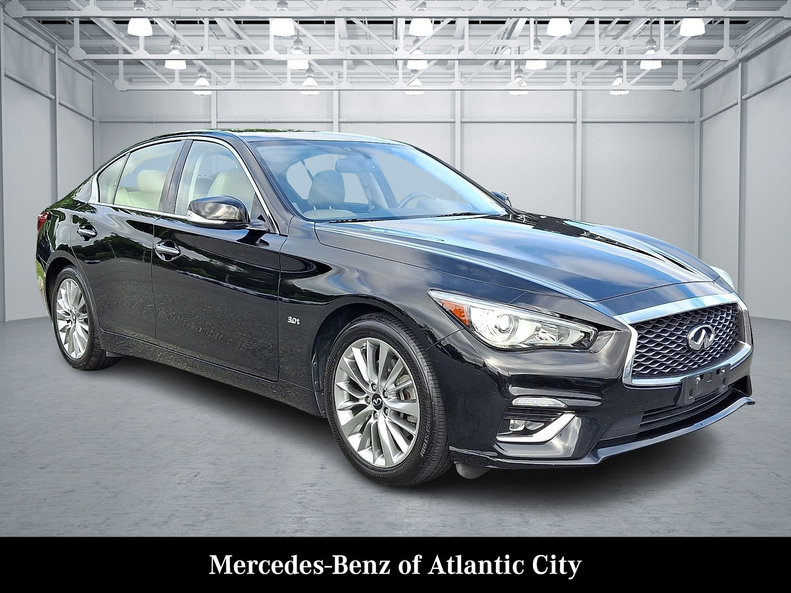 Used 2019 INFINITI Q50 Luxe w/ Essential Package (3.0T Luxe) AWD/4WD image 1