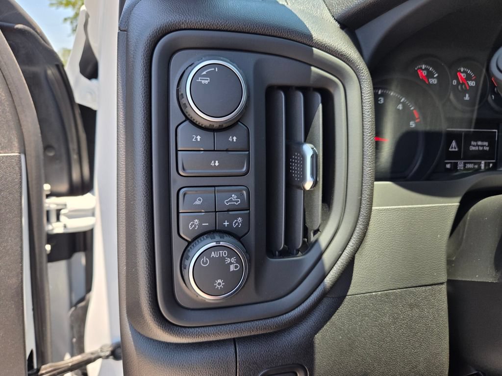 Certified 2026 Chevrolet Silverado 2500 Custom w/ Custom Value Package AWD/4WD image 25