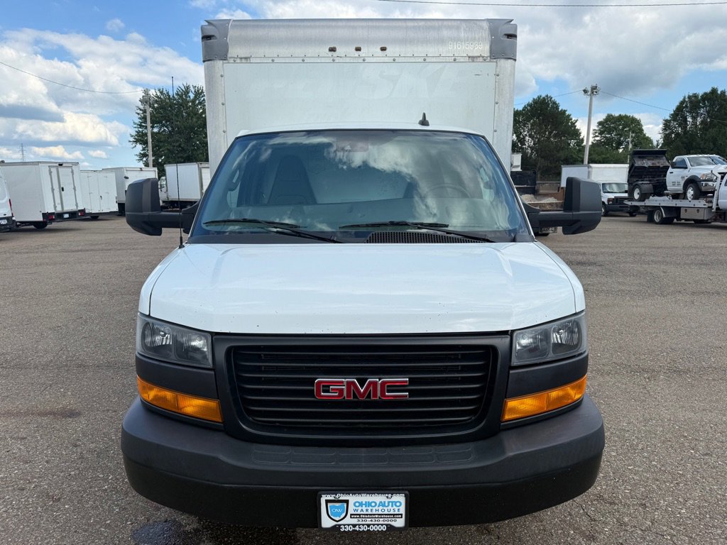 Used 2020 GMC Savana 3500 Extended w/ Driver Convenience Package image 2