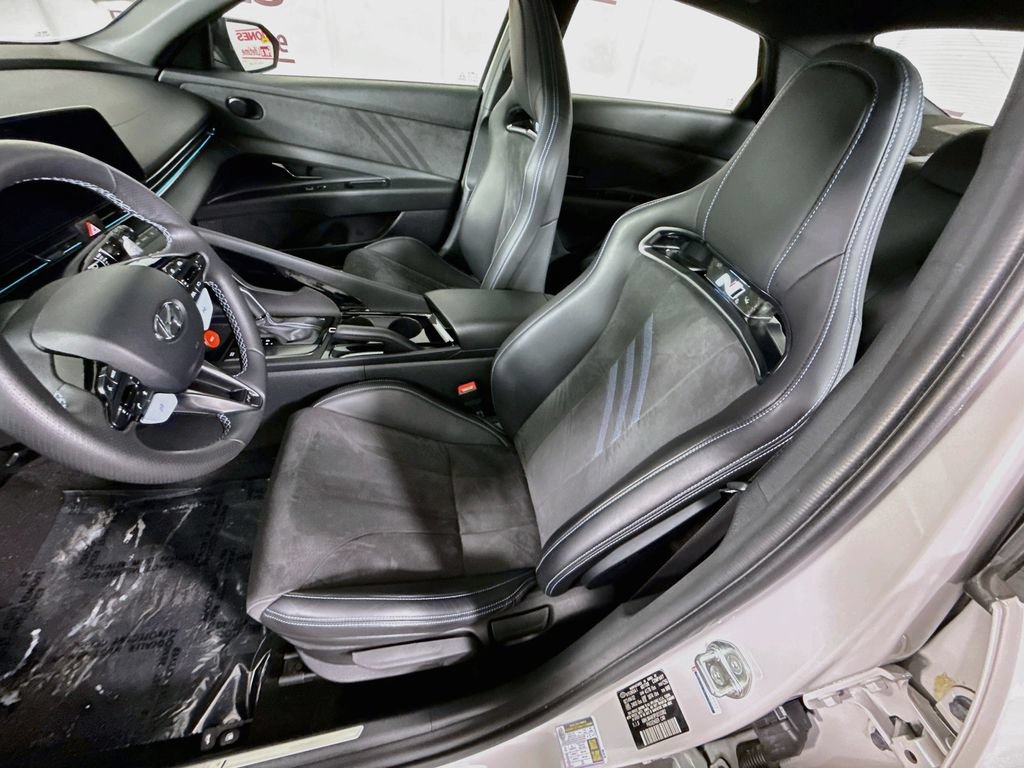 Certified 2023 Hyundai Elantra N FWD image 28