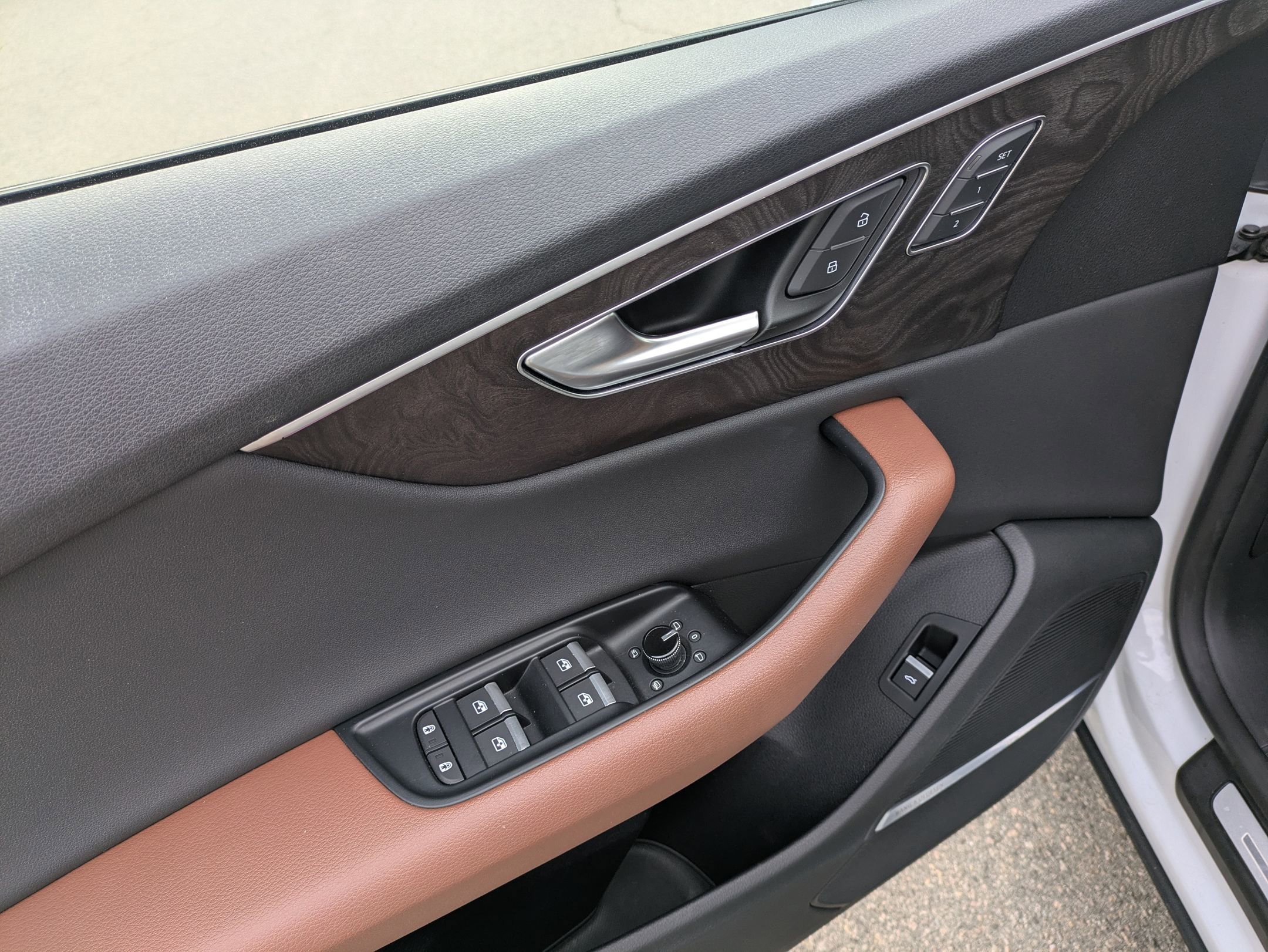 Used 2020 Audi Q8 Premium Plus image 13