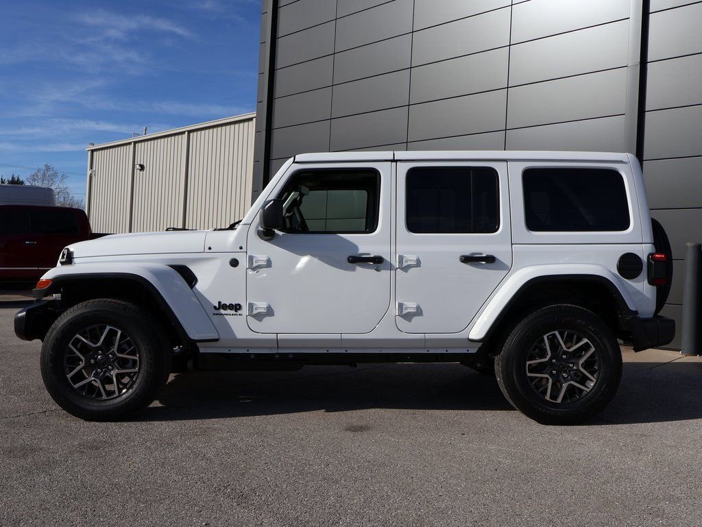 New 2026 Jeep Wrangler Unlimited Sahara w/ Safety Group AWD/4WD image 2