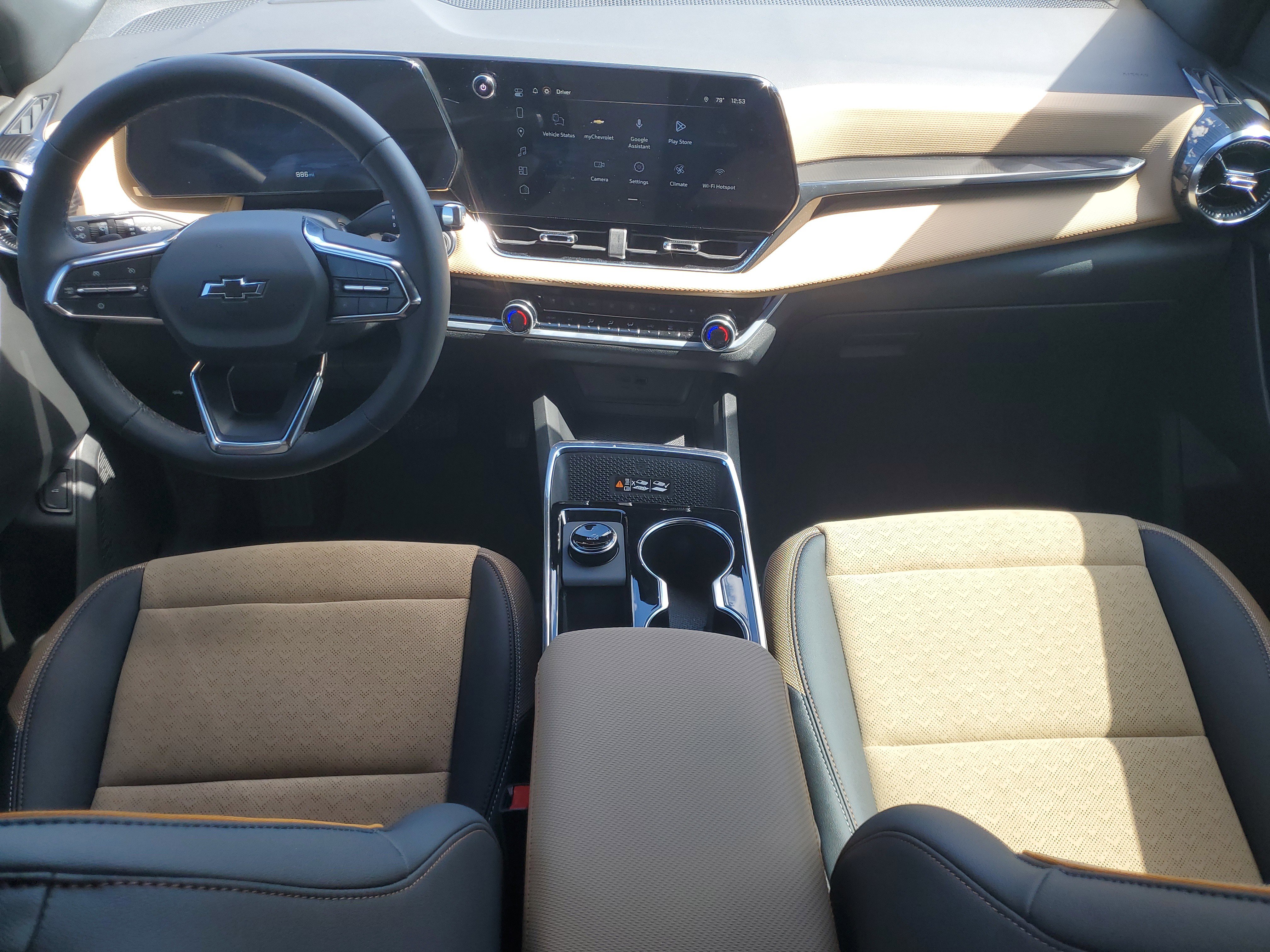 Used 2026 Chevrolet Equinox ACTIV w/ Convenience Package III image 16