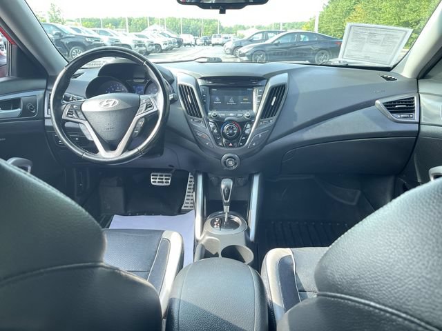 Used 2015 Hyundai Veloster Turbo FWD image 19