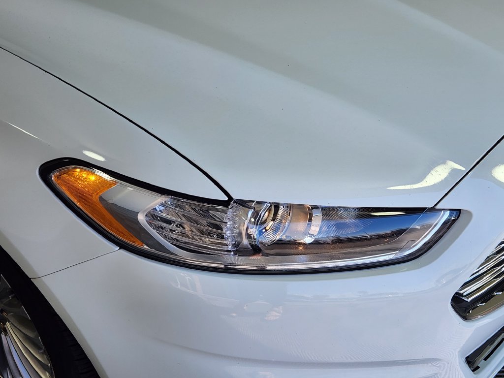 Used 2015 Ford Fusion Titanium FWD image 10