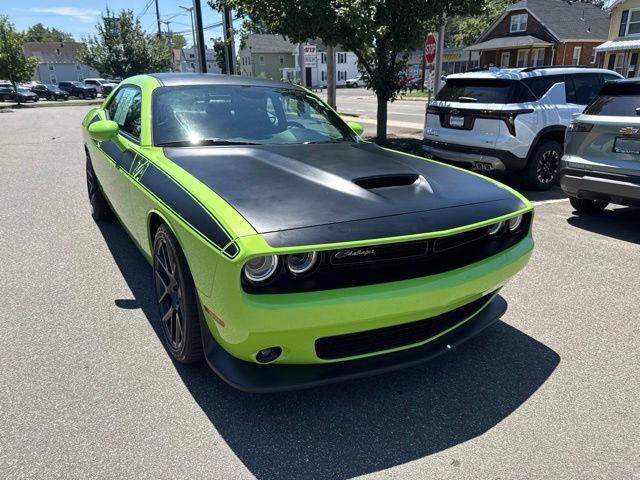 Used 2019 Dodge Challenger R/T w/ T/A Package RWD image 4