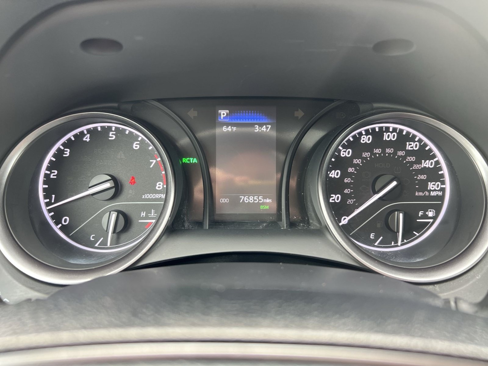 Used 2023 Toyota Camry SE w/ Cold Weather Package FWD image 17