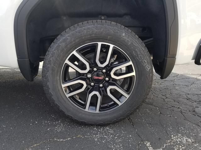 New 2026 GMC Sierra 1500 AT4 w/ AT4 Premium Package AWD/4WD image 12