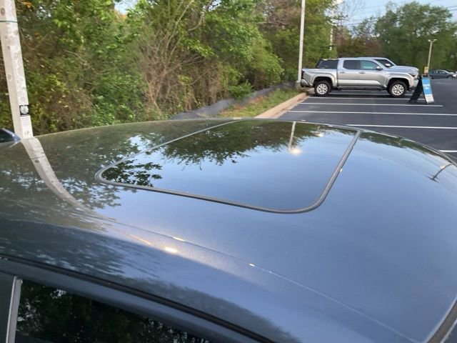 Used 2025 Honda Civic Sport Touring image 4