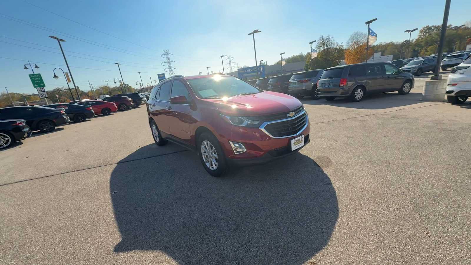 Certified 2018 Chevrolet Equinox LT w/ Sun & Infotainment Package AWD/4WD image 2