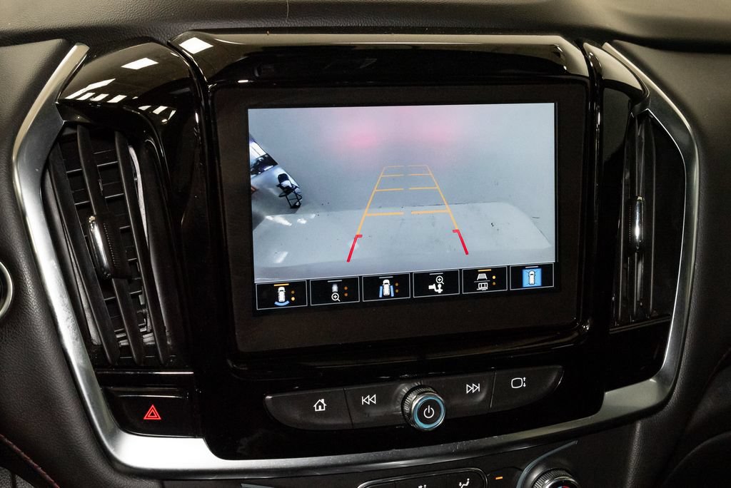 Used 2023 Chevrolet Traverse RS AWD/4WD image 19